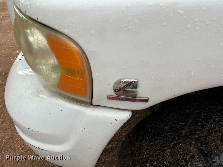 image for item LV9025 2003 Dodge Ram 3500 Quad Cab pickup truck