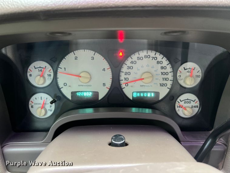 image for item LV9025 2003 Dodge Ram 3500 Quad Cab pickup truck