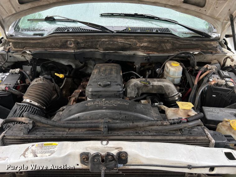 image for item LV9025 2003 Dodge Ram 3500 Quad Cab pickup truck