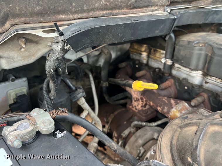 image for item LV9025 2003 Dodge Ram 3500 Quad Cab pickup truck