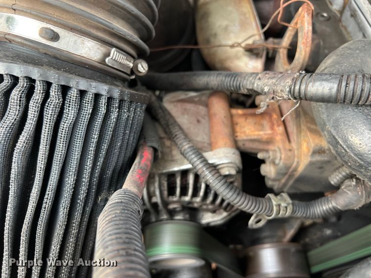 image for item LV9025 2003 Dodge Ram 3500 Quad Cab pickup truck