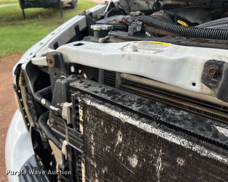 image for item LV9025 2003 Dodge Ram 3500 Quad Cab pickup truck