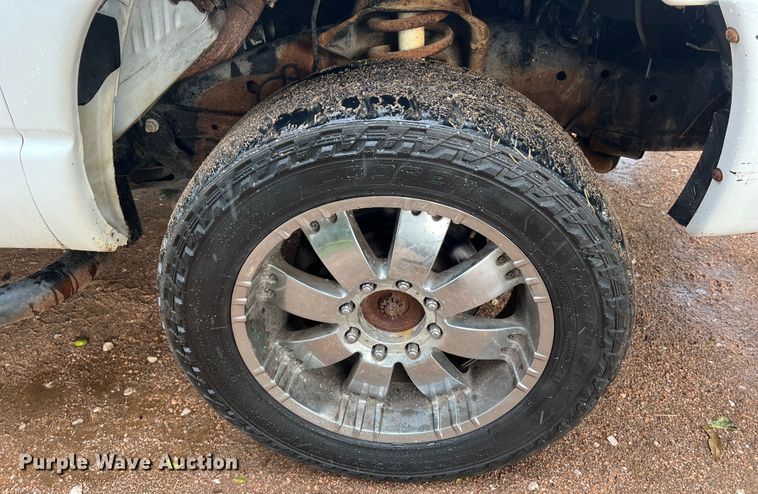 image for item LV9025 2003 Dodge Ram 3500 Quad Cab pickup truck