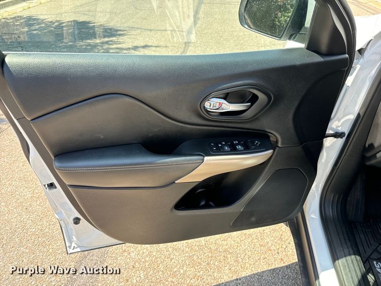 image for item MV9004 2018 Jeep Cherokee Limited SUV