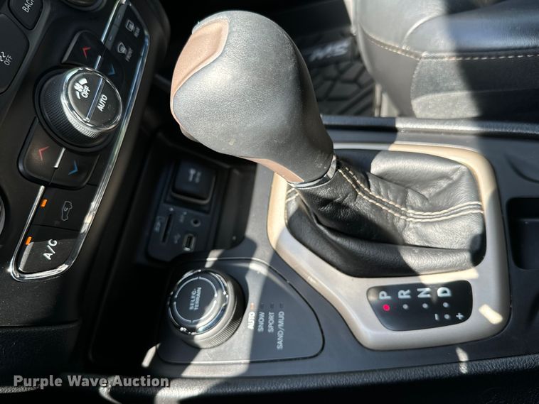 image for item MV9004 2018 Jeep Cherokee Limited SUV