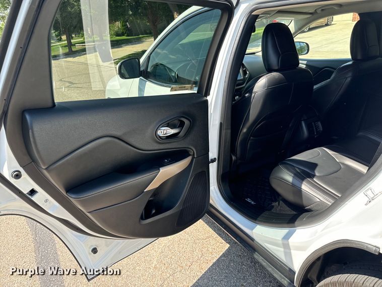 image for item MV9004 2018 Jeep Cherokee Limited SUV