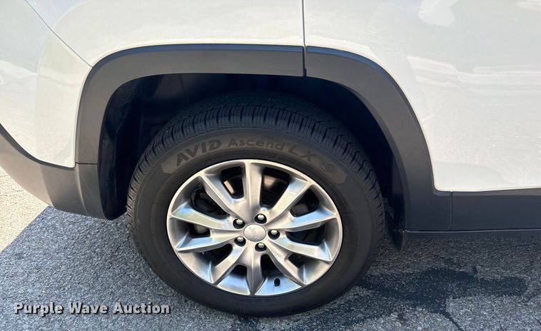 image for item MV9004 2018 Jeep Cherokee Limited SUV