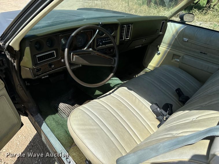 image for item NQ9642 1974 Chevrolet  Monte Carlo 