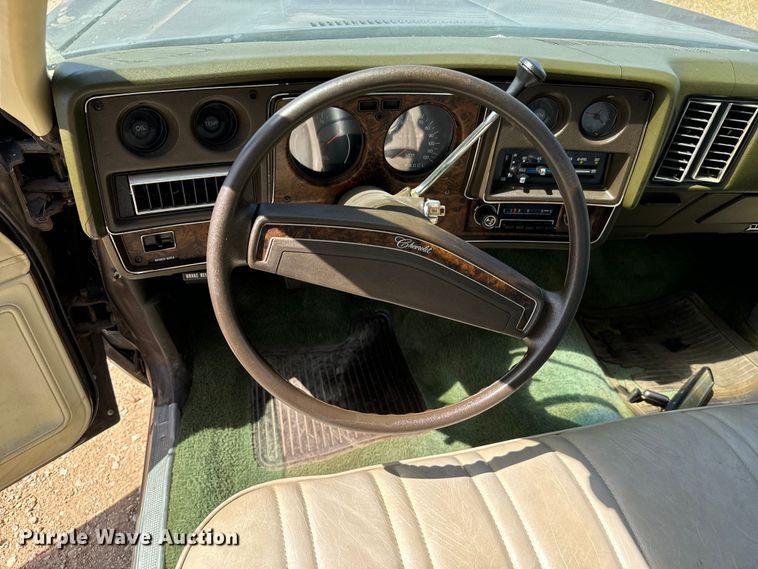 image for item NQ9642 1974 Chevrolet  Monte Carlo 