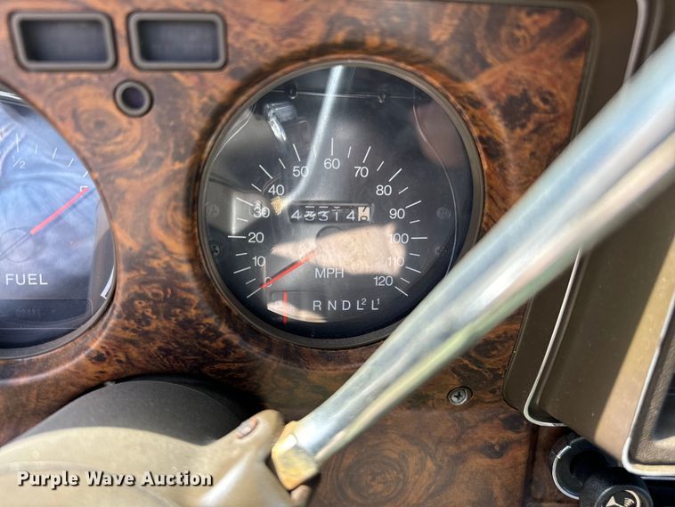 image for item NQ9642 1974 Chevrolet  Monte Carlo 