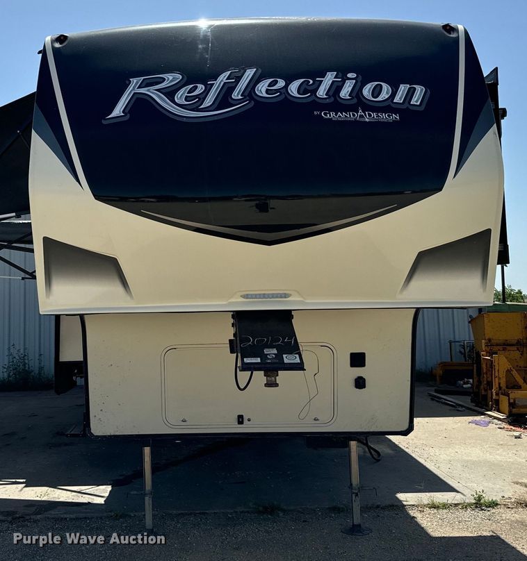 image for item NQ9643 2019 Reflection 311 camper