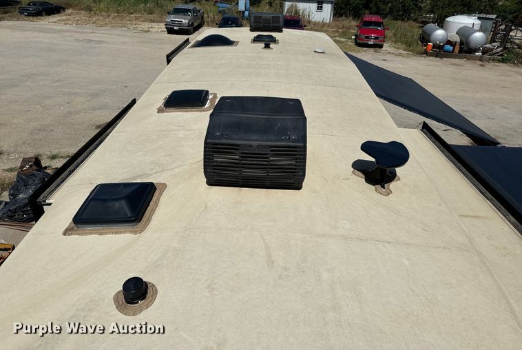 image for item NQ9643 2019 Reflection 311 camper