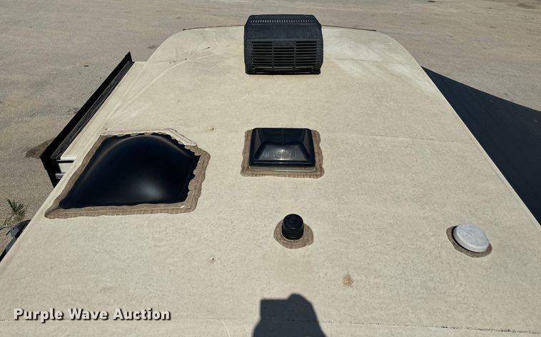 image for item NQ9643 2019 Reflection 311 camper