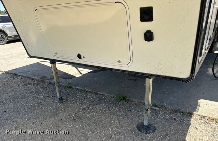 image for item NQ9643 2019 Reflection 311 camper