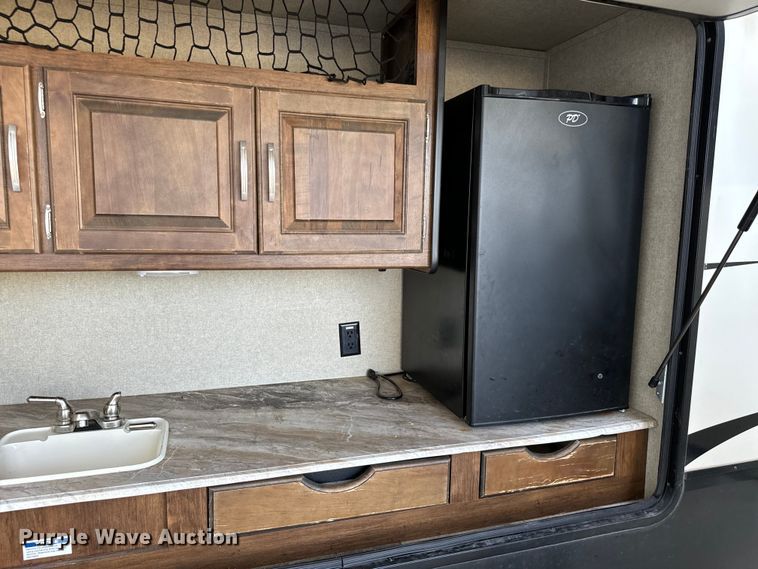 image for item NQ9643 2019 Reflection 311 camper