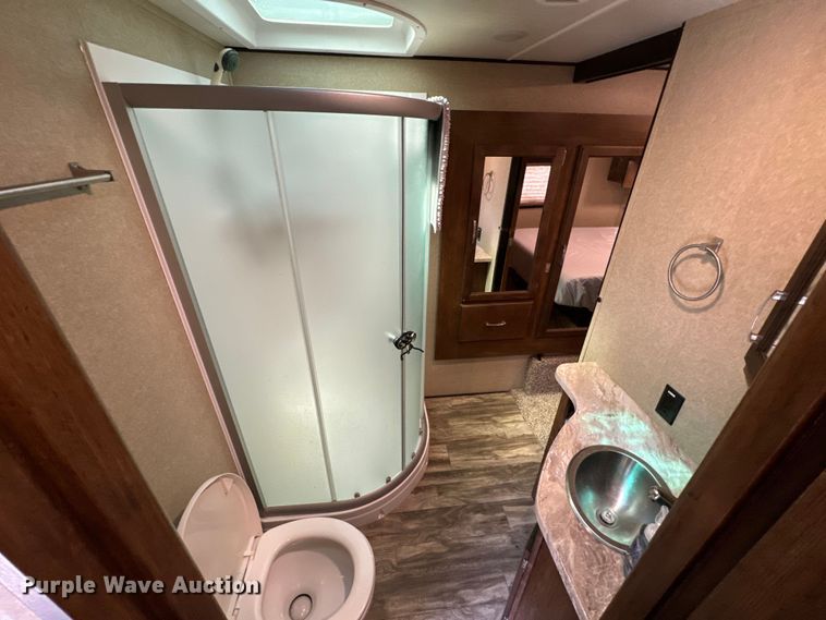 image for item NQ9643 2019 Reflection 311 camper