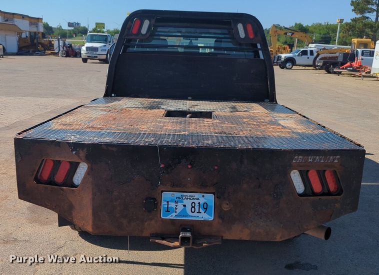 image for item NW9571 2019 Ford F250 Super Duty Crew Cab flatbed pickup truck