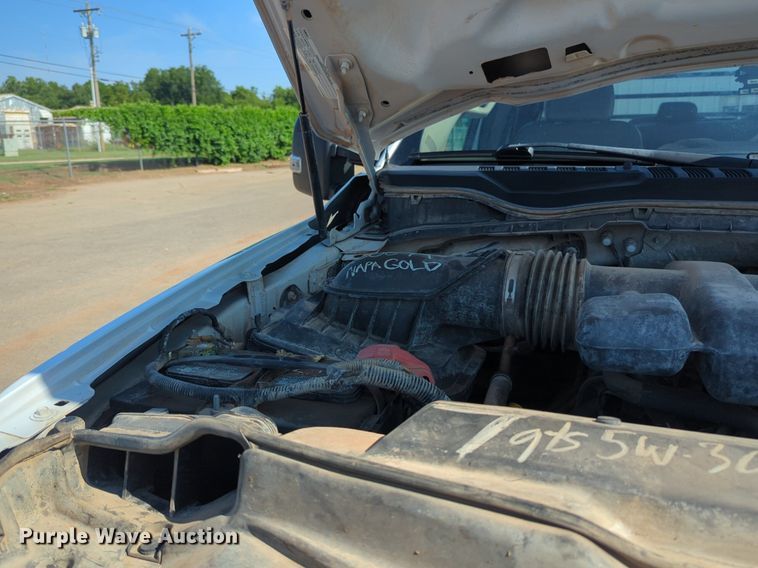 image for item NW9571 2019 Ford F250 Super Duty Crew Cab flatbed pickup truck