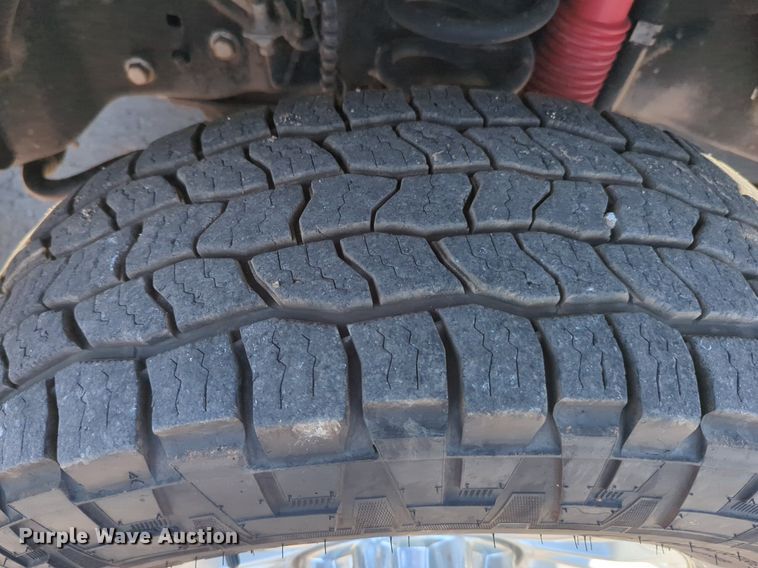 image for item NW9572 2017 Ford F250 Super Duty Crew Cab pickup truck