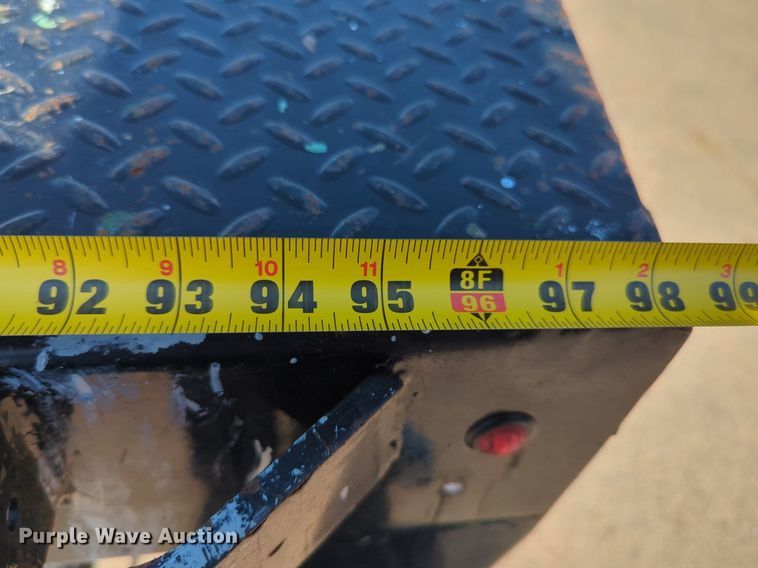 image for item NW9574 2017 Ford F250 Super Duty Crew Cab flatbed pickup truck