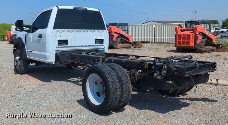 image for item NW9588 2017 Ford F550 Super Duty XL truck cab and chassis