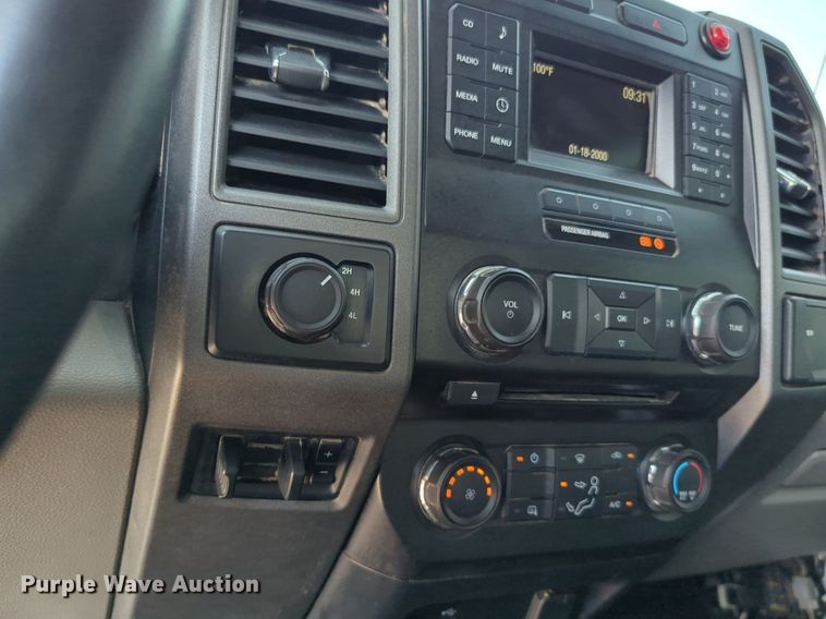 image for item NW9588 2017 Ford F550 Super Duty XL truck cab and chassis