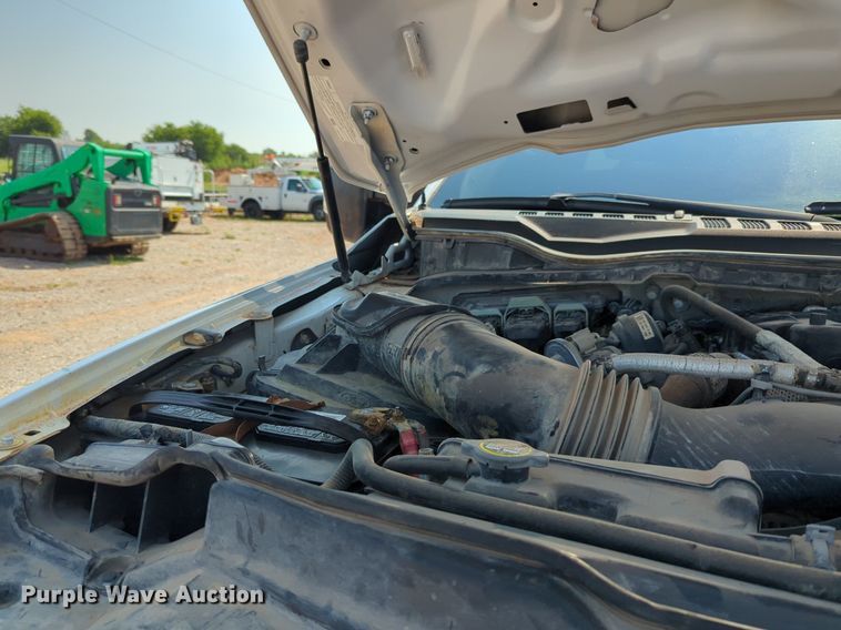 image for item NW9588 2017 Ford F550 Super Duty XL truck cab and chassis