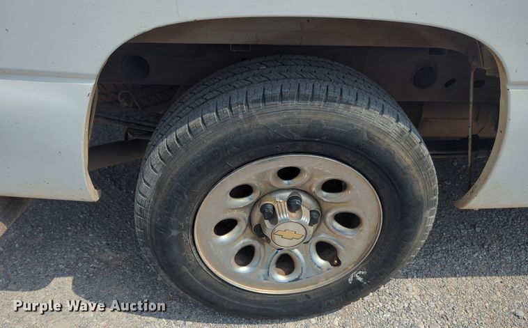 image for item NW9596 2005 Chevrolet SC1 pickup truck