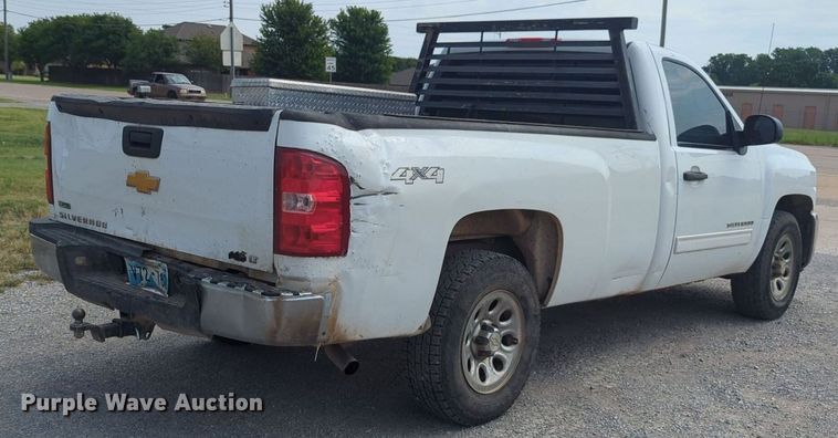 image for item NW9598 2012 Chevrolet 2SC pickup truck