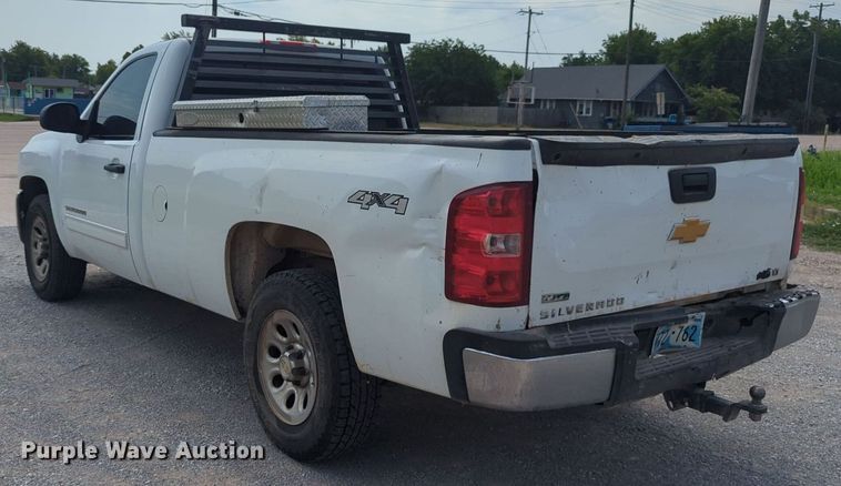 image for item NW9598 2012 Chevrolet 2SC pickup truck