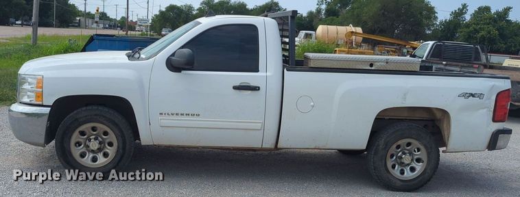 image for item NW9598 2012 Chevrolet 2SC pickup truck