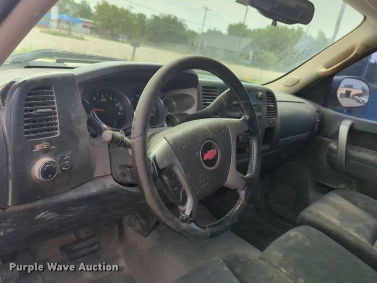 image for item NW9598 2012 Chevrolet 2SC pickup truck