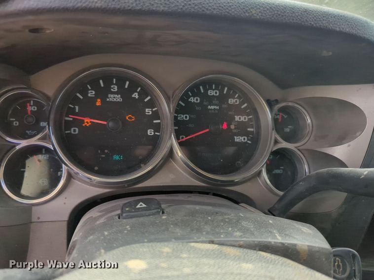 image for item NW9598 2012 Chevrolet 2SC pickup truck