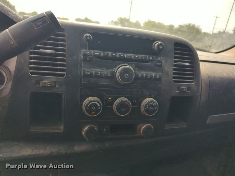 image for item NW9598 2012 Chevrolet 2SC pickup truck