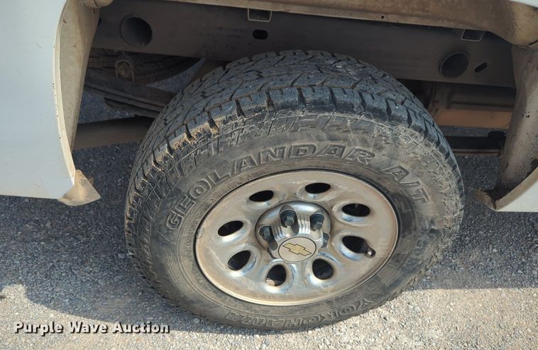 image for item NW9598 2012 Chevrolet 2SC pickup truck