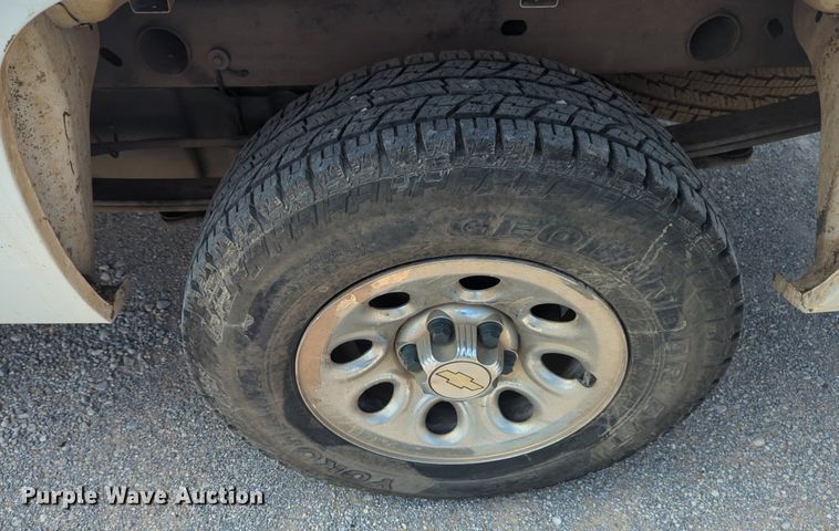 image for item NW9598 2012 Chevrolet 2SC pickup truck