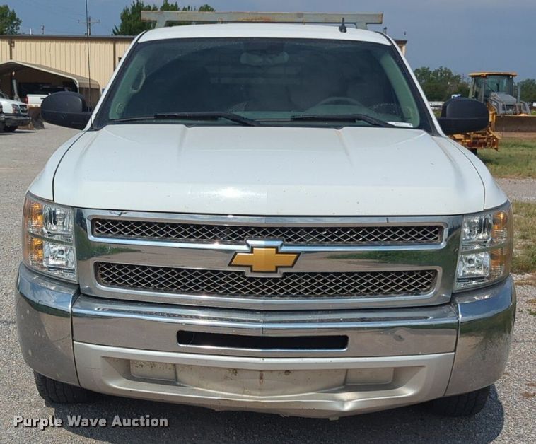 image for item NW9599 2012 Chevrolet 2SC pickup truck