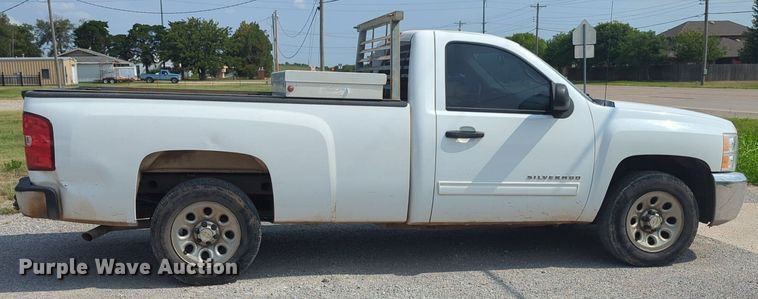 image for item NW9599 2012 Chevrolet 2SC pickup truck