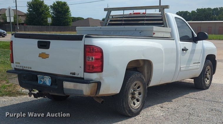 image for item NW9599 2012 Chevrolet 2SC pickup truck