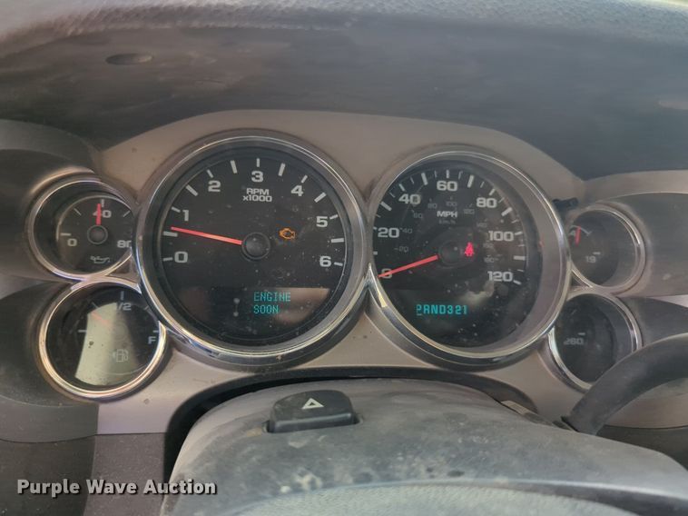 image for item NW9599 2012 Chevrolet 2SC pickup truck