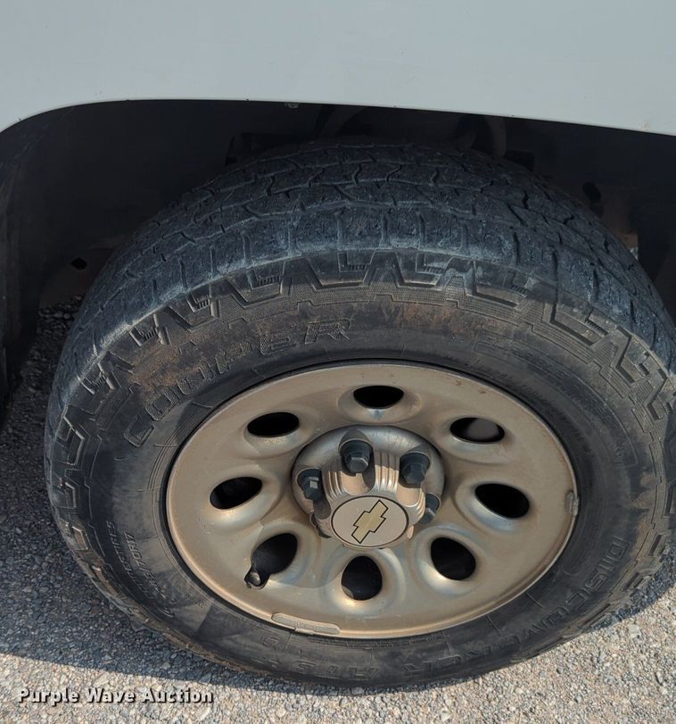 image for item NW9599 2012 Chevrolet 2SC pickup truck