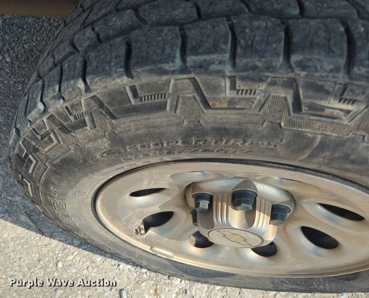 image for item NW9599 2012 Chevrolet 2SC pickup truck