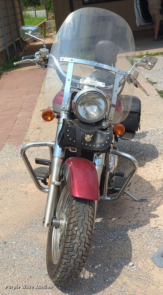 image for item NW9610 2003 Kawasaki V5E motorcycle