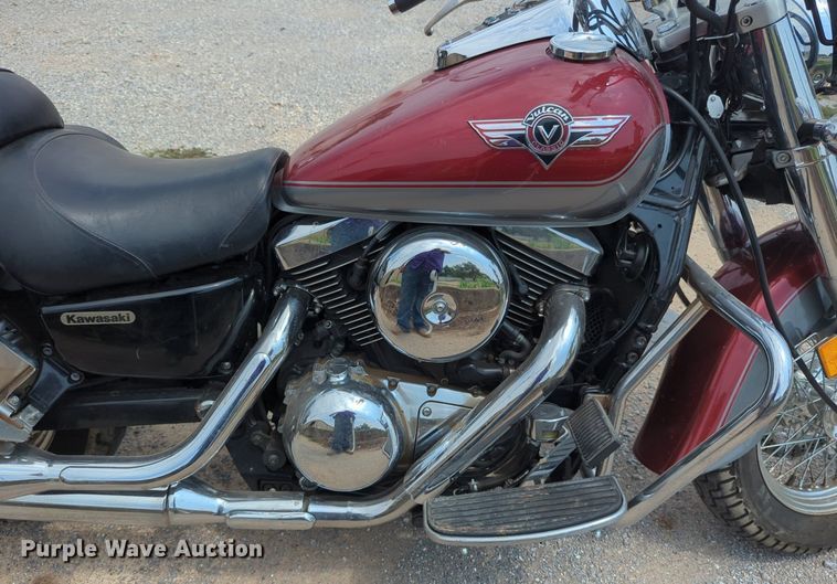 image for item NW9610 2003 Kawasaki V5E motorcycle