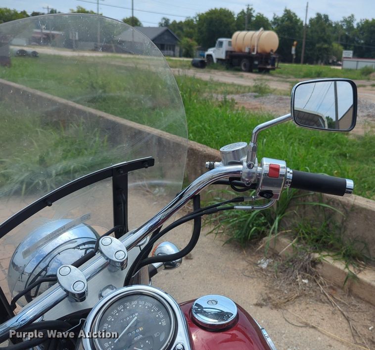 image for item NW9610 2003 Kawasaki V5E motorcycle