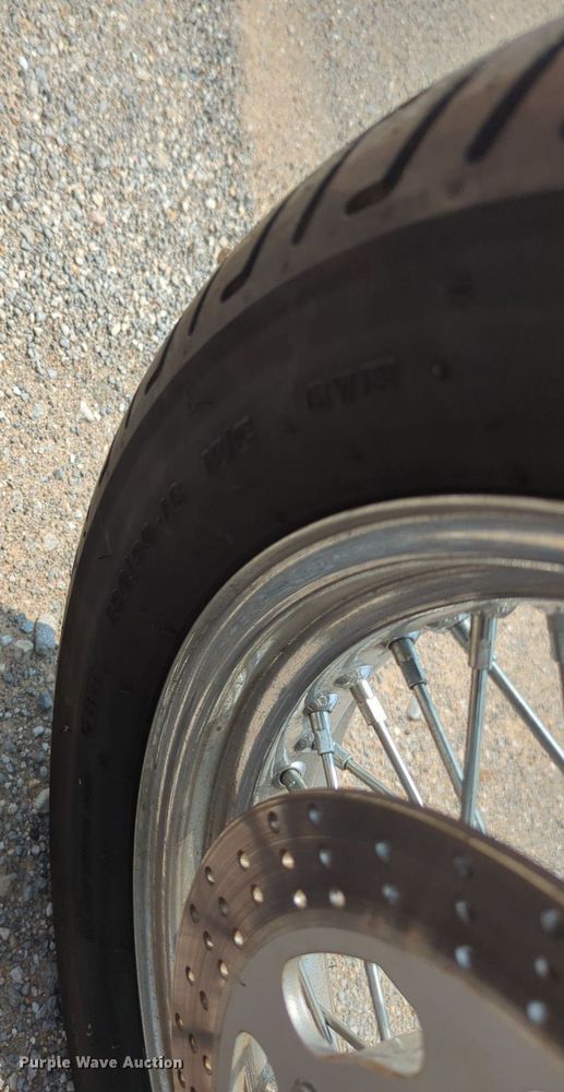 image for item NW9610 2003 Kawasaki V5E motorcycle