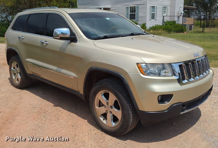 image for item NW9612 2011 Jeep Grand Cherokee Overland SUV