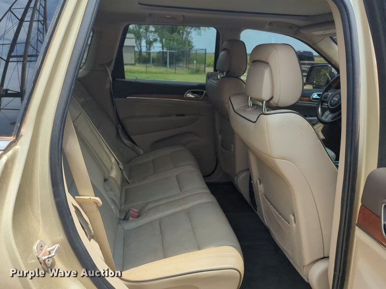 image for item NW9612 2011 Jeep Grand Cherokee Overland SUV