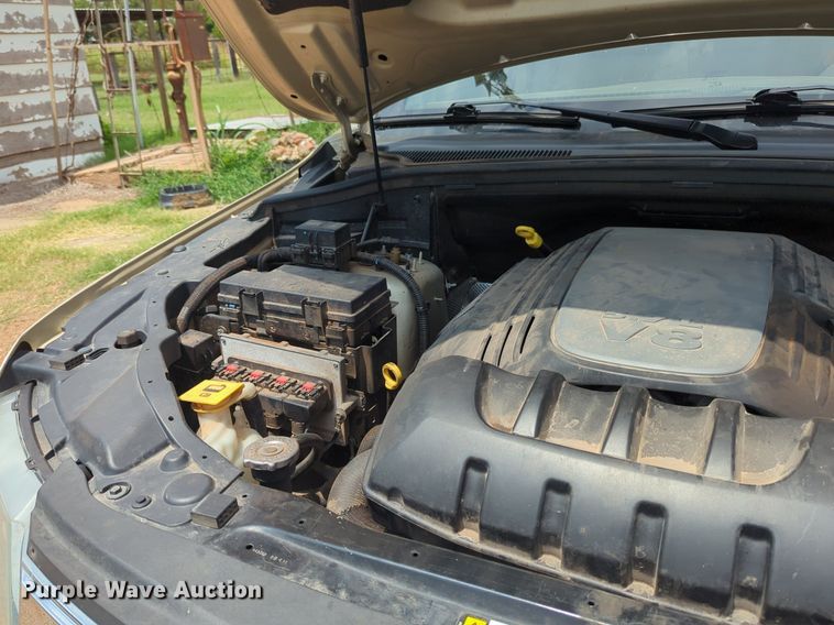 image for item NW9612 2011 Jeep Grand Cherokee Overland SUV