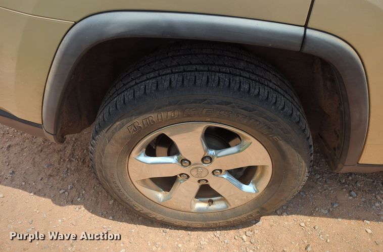 image for item NW9612 2011 Jeep Grand Cherokee Overland SUV